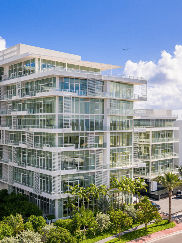 The-Ritz-Carlton-Residences-Miami-Beach-Arrival-1